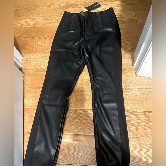 Leather pants Fashion Nova Brand New - Picture 1 of 3